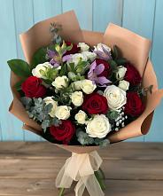 Букет цветов из:  Розы и Альстромерии в Сергиевское