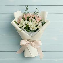 Букет цветов из:  Альстромерии в Сергиевское
