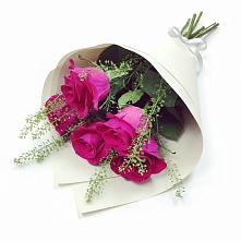 Букет цветов из:  Розы в Сергиевское