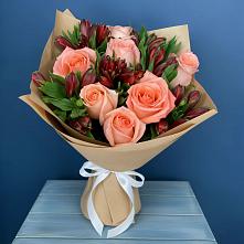 Букет цветов из:  Розы и Альстромерии в Сергиевское