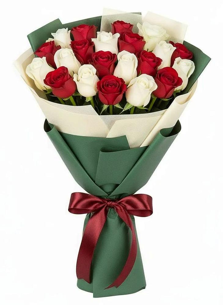 Букет Микс из красных и белых роз в Сергиевское