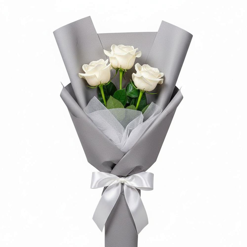 Букет 3 белые розы в Сергиевское