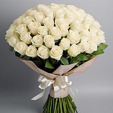 Букет 101 беля роза Белоснежка в Сергиевское