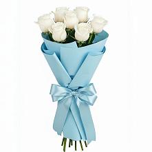 Букет 7 белых роз Проуд в Сергиевское