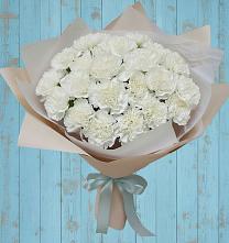 Букет цветов из:  Гвоздики в Сергиевское
