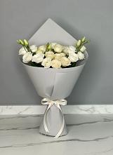 Букет цветов из:  Розы и Лизиантусы в Сергиевское